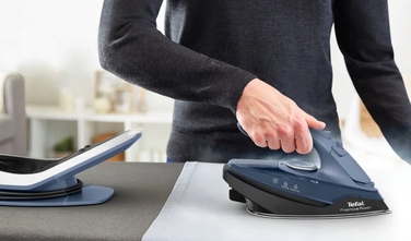 Бездротова парова праска Tefal FV6675E0, 2600 Вт