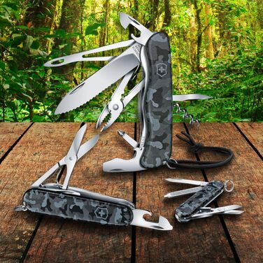 Мультитул Victorinox Huntsman: Швейцарський армійський ніж з 15 функціями (Navy Camouflage)