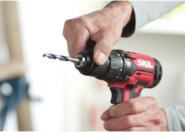 Акумуляторний шуруповерт Skil 20 V CD1E3018CA