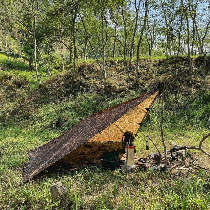 Тент DD Tarp 3x3 MC – легкий камуфляжний тент для гамака, кемпінгу та сольного відпочинку на природі