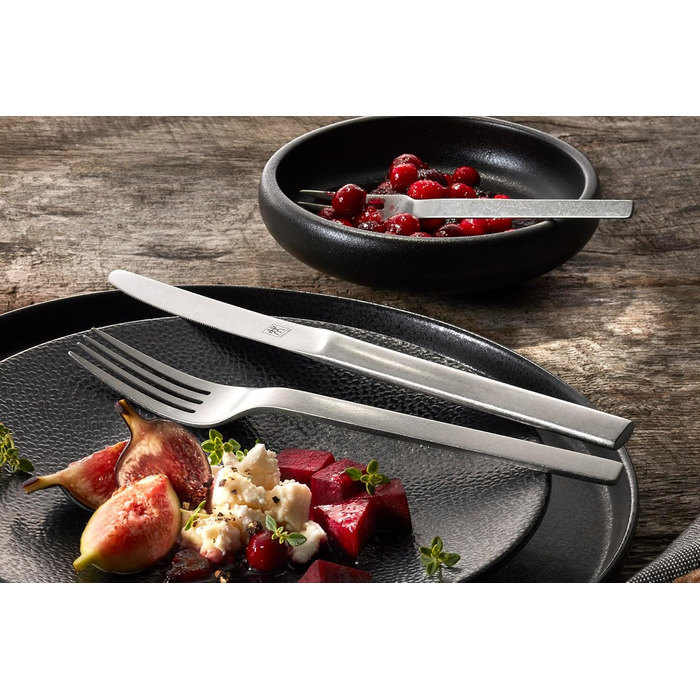 ZWILLING 1027162 Minimal Cutlery Set, 68-Piece, for 12 People, 18/10 Stainless Steel, Vintage-Style Dinner Cutlery, Hammered, Dishwasher-Safe, Silver