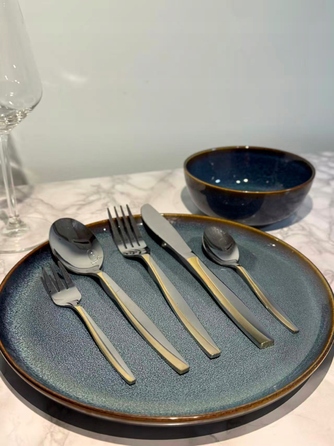 Набір столових приборів у кейсі-валізці, нержавіюча сталь, 72 предмети на 12 осіб