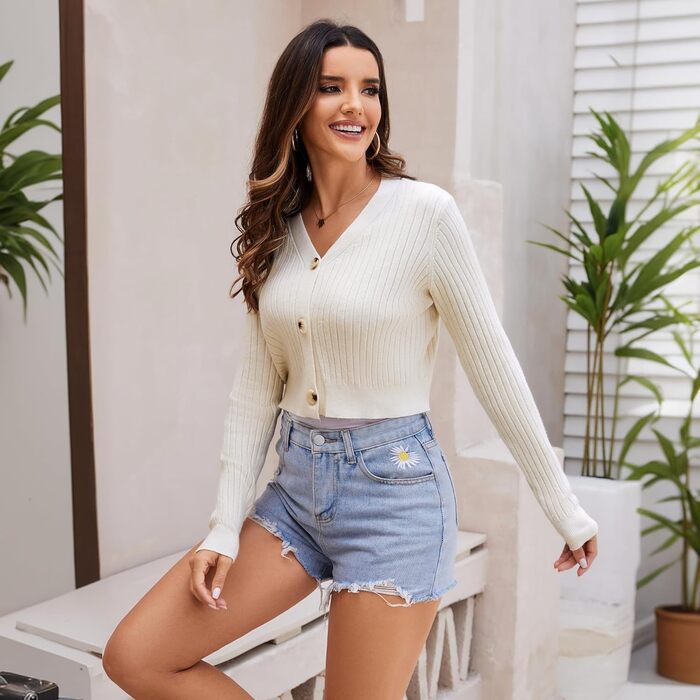 Кардиган жіночий з довгим рукавом, однотонний, на кнопках, болоер, колір персиково-білий