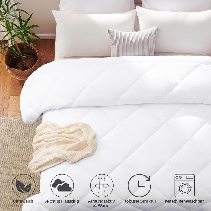 Всесезонна ковдра CozyLux 200x200 см, біла, для 4 сезонів