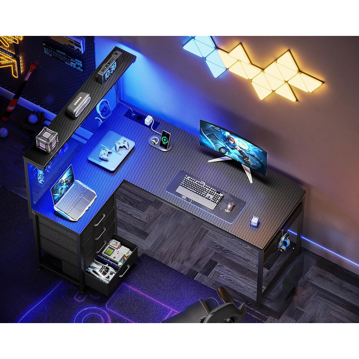 Ігровий стіл Coleshome з LED підсвічуванням, 130x100 см. Стіл з шухлядами та розетками, кутовий стіл з полицею та місцем для зберігання, 130x100 см (чорний, карбон)