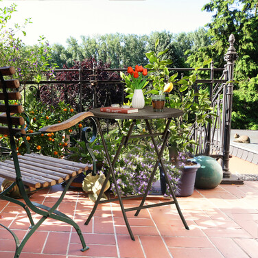 Relaxdays Round Garden Table with Rattan Look