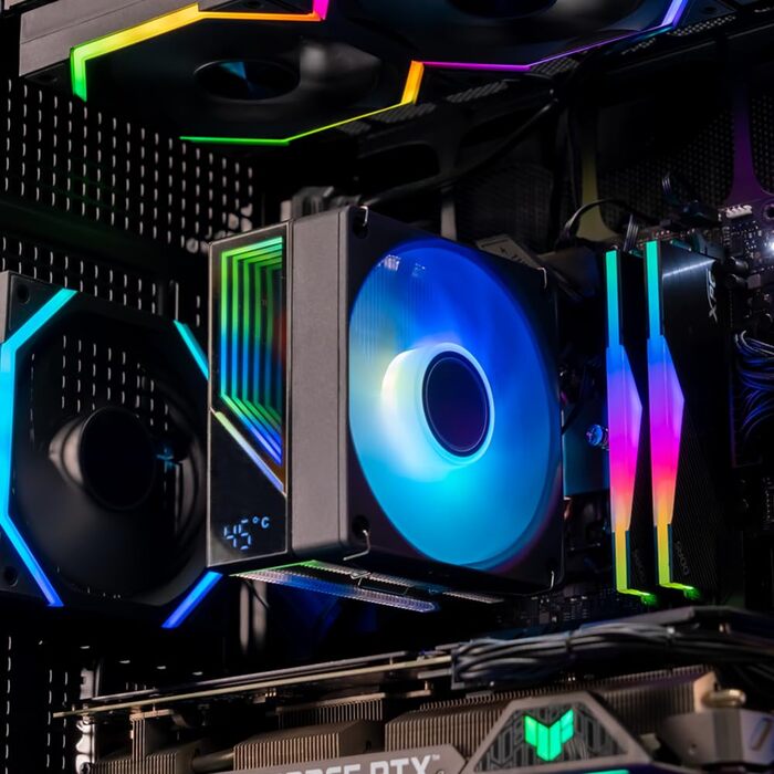 Система водяного охолодження CPU TZMRIT KF420 DGT ARGB з дисплеєм температури, сумісна з Intel LGA 1700/1200/115X/1851/1366/2011 та AMD AM4/AM5 (чорний) KF420BK