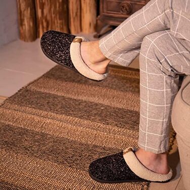 Чоловічі тапочки ULTRAIDEAS з плюшем, теплі зимові тапочки з підкладкою, що нагадує вовну, зручні тапочки з піною Memory Foam, неслизька гумова підошва, для дому та вулиці (40/41 EU, Коричневі)